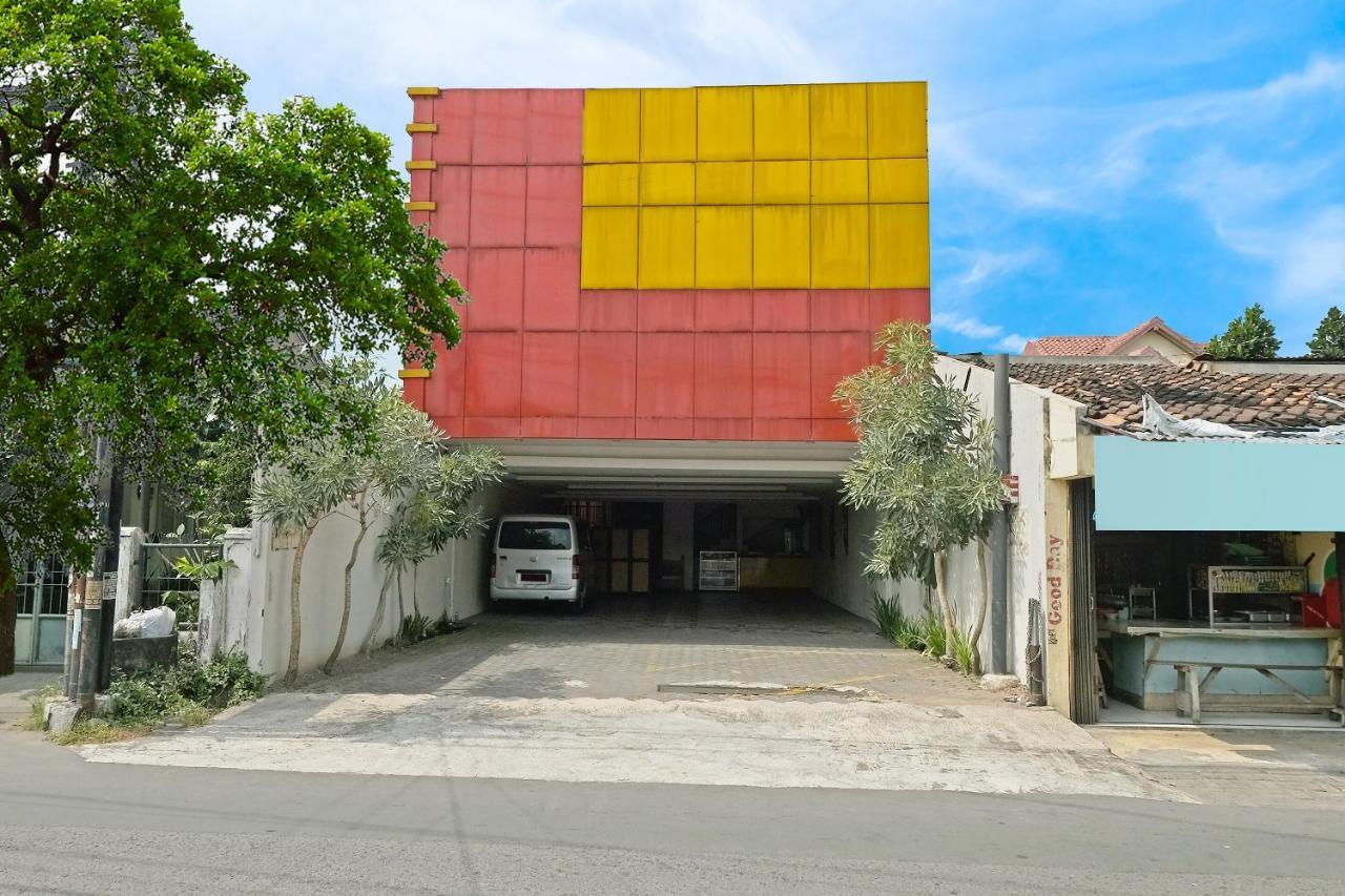 Oyo 91453 Hotel Srikandi Gejayan Maguwo Exterior photo